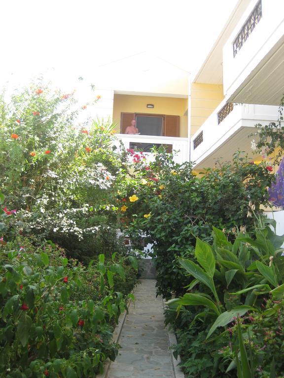 Aparthotel Anniko Stalós Exterior foto